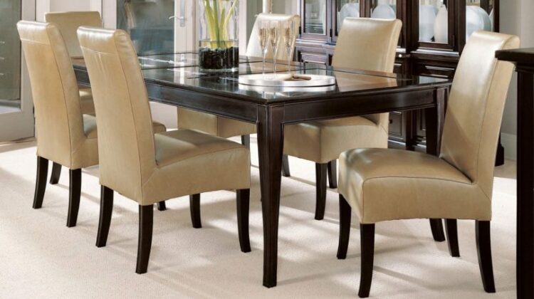 How should be the dining room and where to keep heavy items as per Vastu?